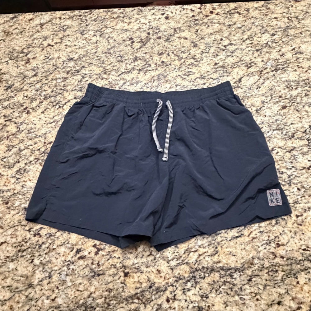 Nike Womens XXL Black Athletic Shorts Drawstring Speckled Logo Patch Pockets ws